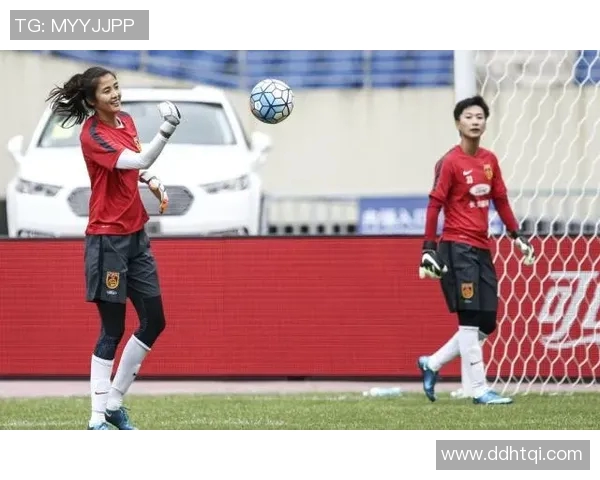 阿娇心目中的足球偶像揭秘他在场上的风采与生活中的魅力